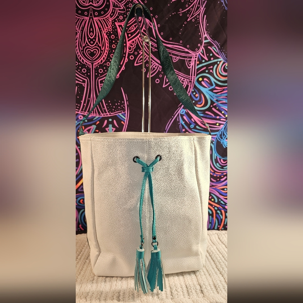 STEVE MADDEN SHOULDER TOTE BAG